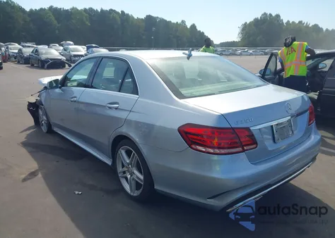 2014 Mercedes-Benz E 350 из США, поврежденный, VIN WDDHF5KB9EA885402